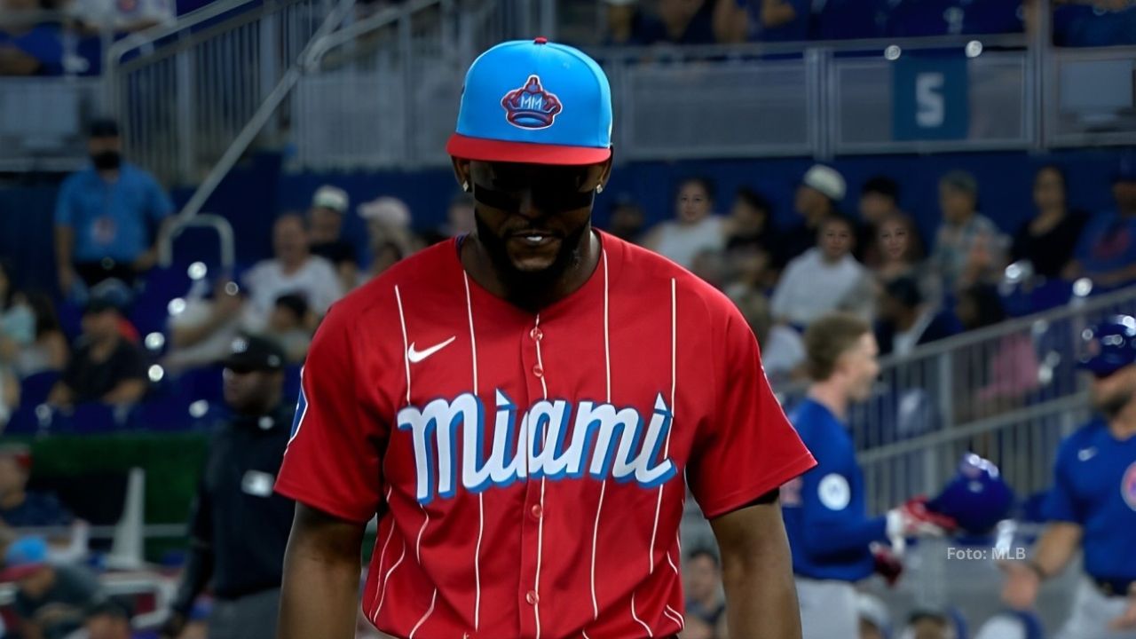 Vidal Brujan con el uniforme de Miami Marlins