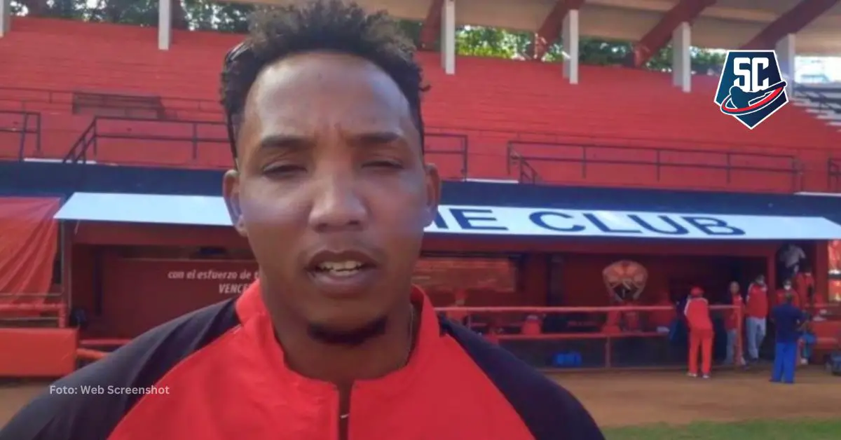 Labrada comenzó en el béisbol con 10 años en Sevilla, Santiago de Cuba con Beto Aguilera como entrenador