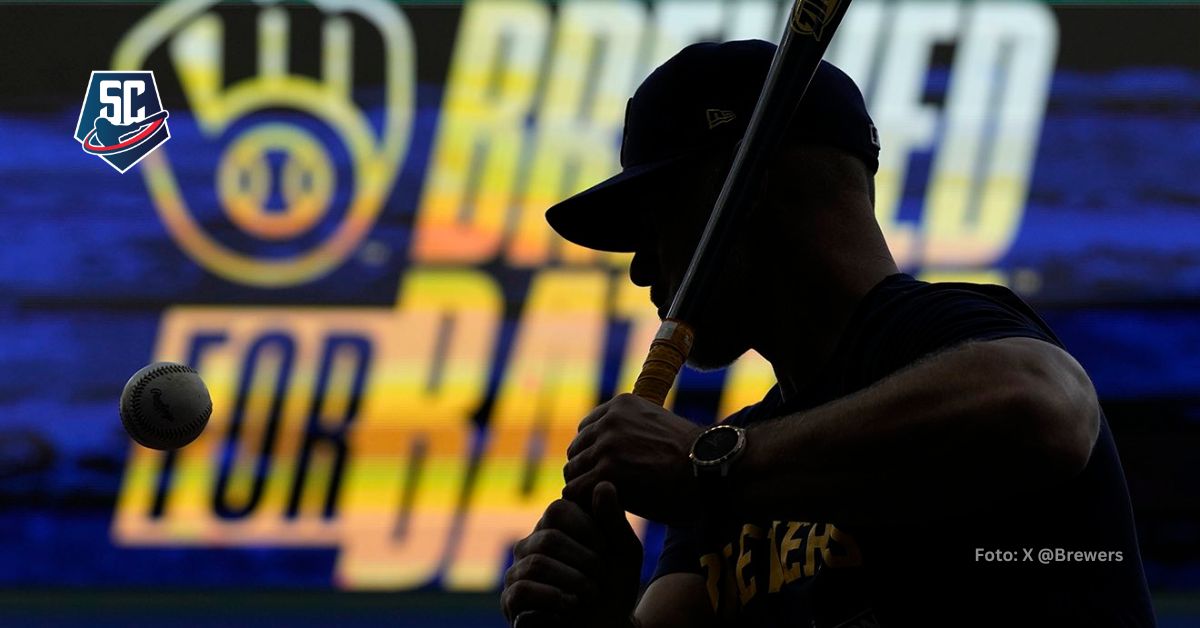 El roster de 26 hombres de Milwaukee Brewers para la Serie de Comodines está listo