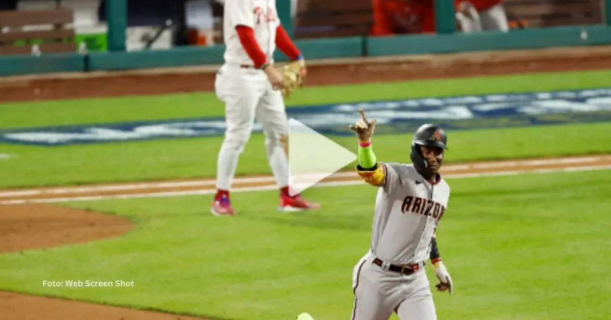 Un swing entero de Perdomo devolvió la bola a 97mph a zona de la tribuna derecha