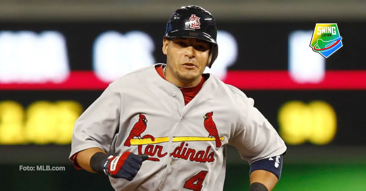 Yadier Molina volverá a St. Louis Cardinals en MLB 2024