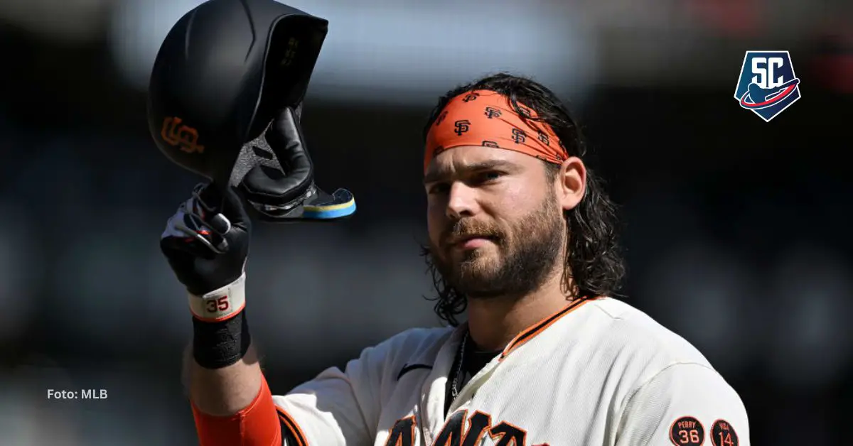 El infielder Brandon Crawford quería mantenerse un año más en San Francisco