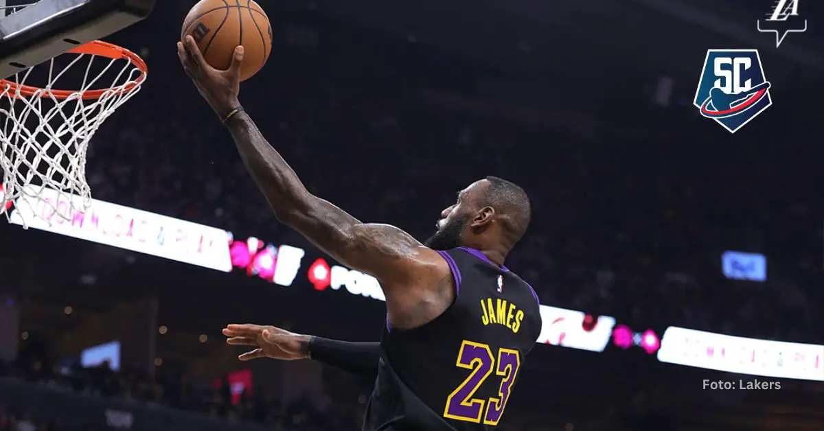 Como ya se había vaticinado, la estrella de Los Angeles Lakers LeBron James, impuso nueva marca para la NBA