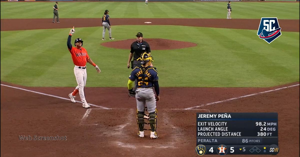 Jeremy Peña dio ventaja a Houston Astros con homerun