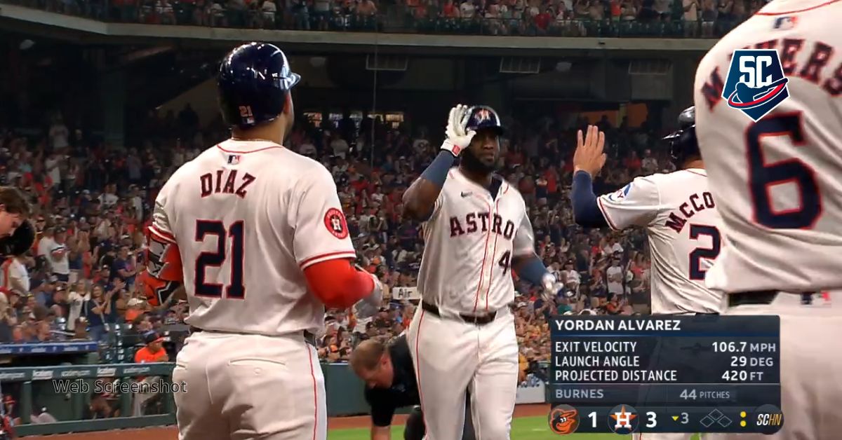 Yordan Alvarez JONRÓN dio ventaja Houston Astros (+VIDEO)