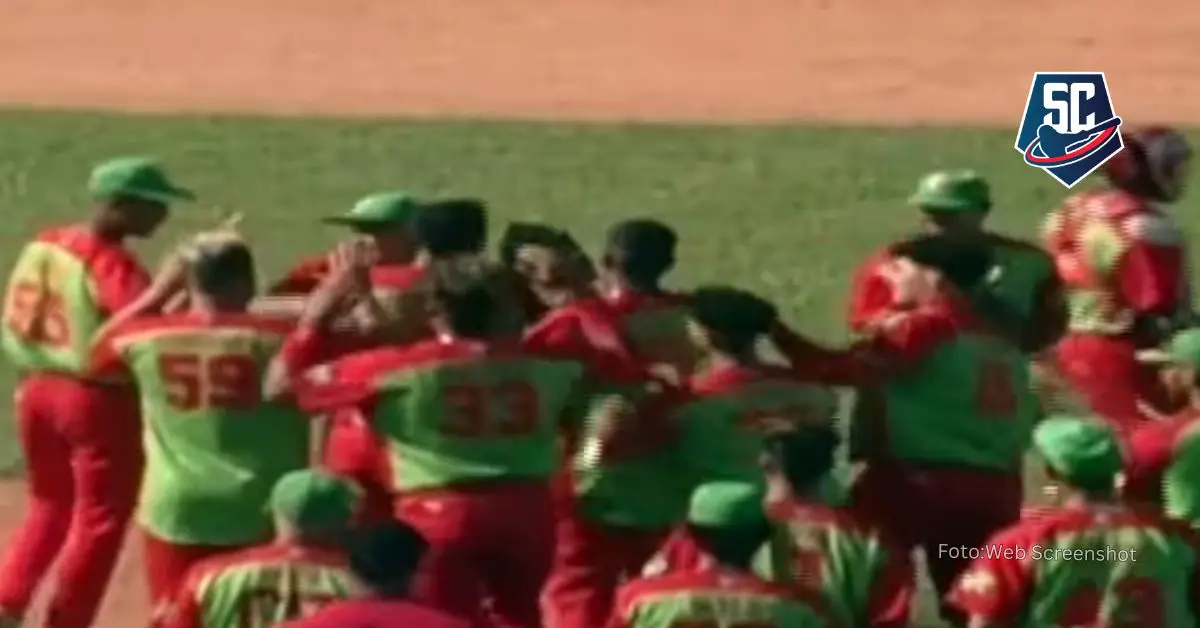 Los Leñadores de Las Tunas, actuales monarcas del beisbol cubano, derrotaron por tercera ocasión a los Tigres de Ciego de Ávila