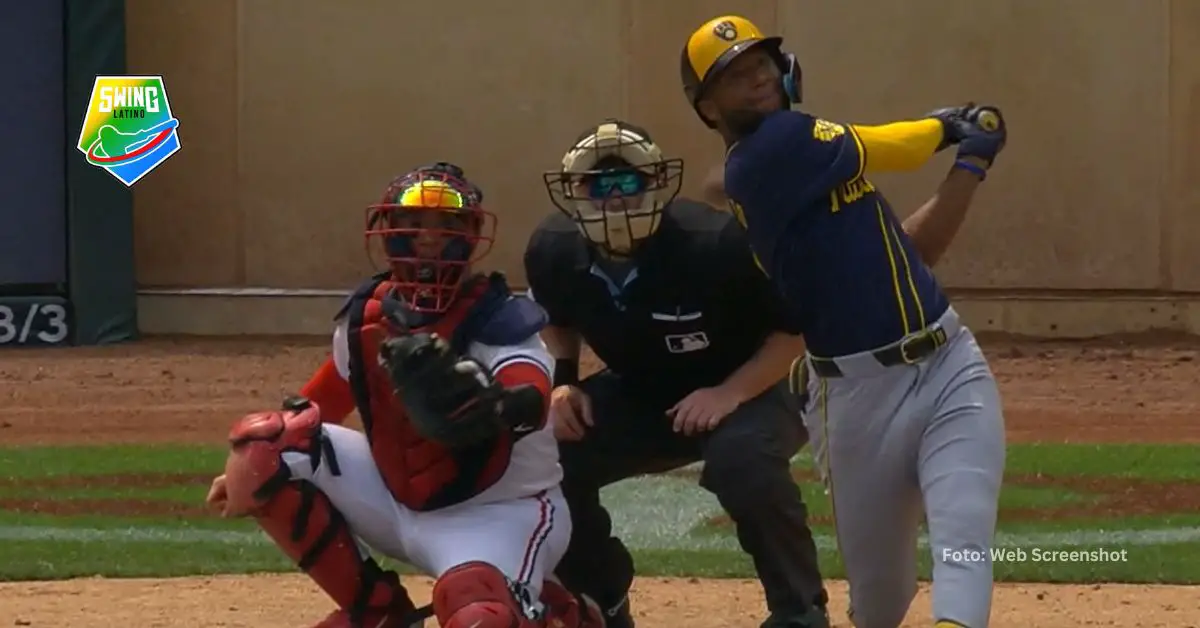 Jackson Chourio sonó enorme cuadrangular y empató el juego a la hora buena