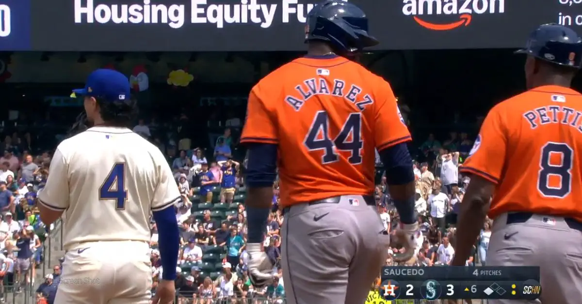 Yordan Alvarez impulsó la otra de Houston Astros con largo batazo por el center field