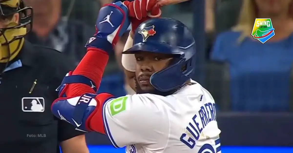 Vladimir Guerrero Jr. extendió racha ofensiva y dejó atrás a José Altuve