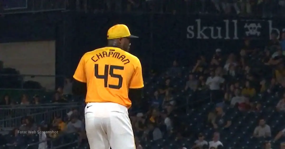 Aroldis Chapman en el juego Pittsburgh vs Cincinnati