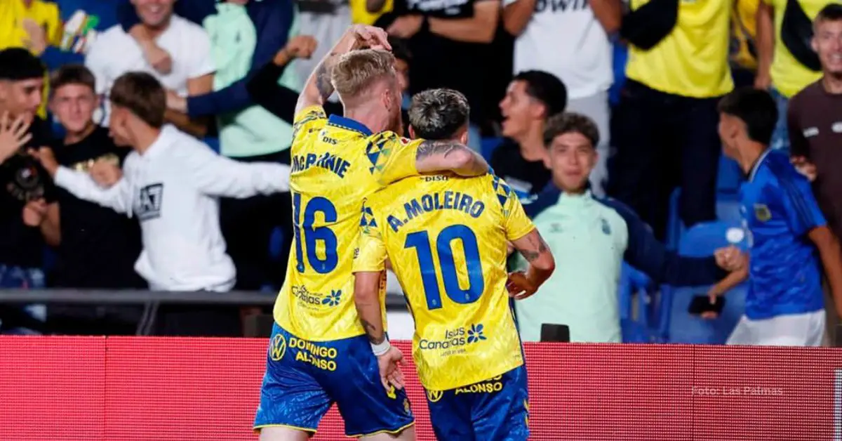 Alberto Moleiro celebrando su gol ante el Real Madrid