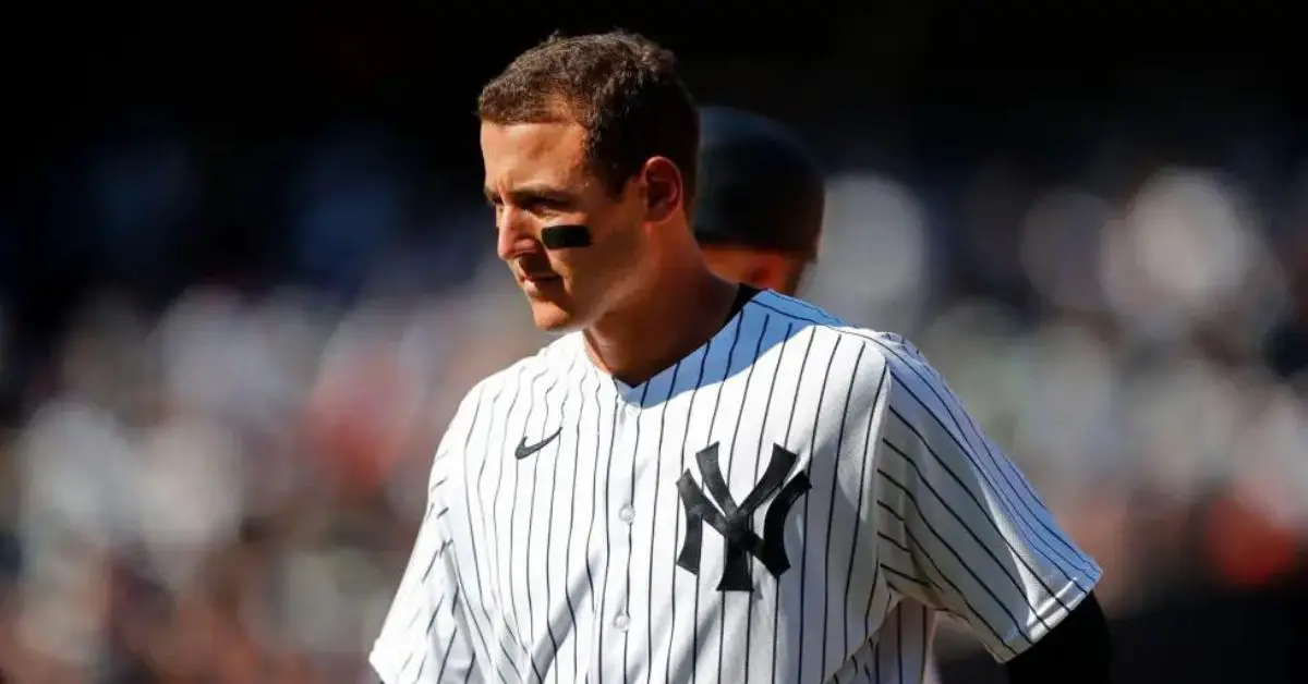 Anthony Rizzo con la camiseta de New York Yankees