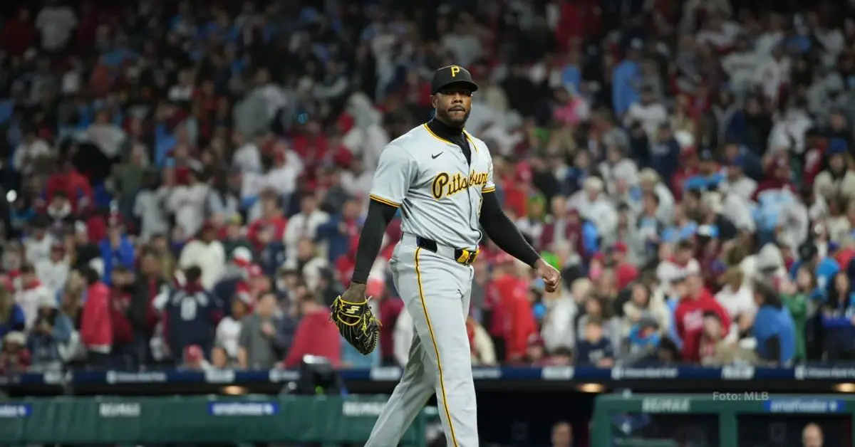 Aroldis Chapman tras terminar una entrada con Pittsburgh Pirates