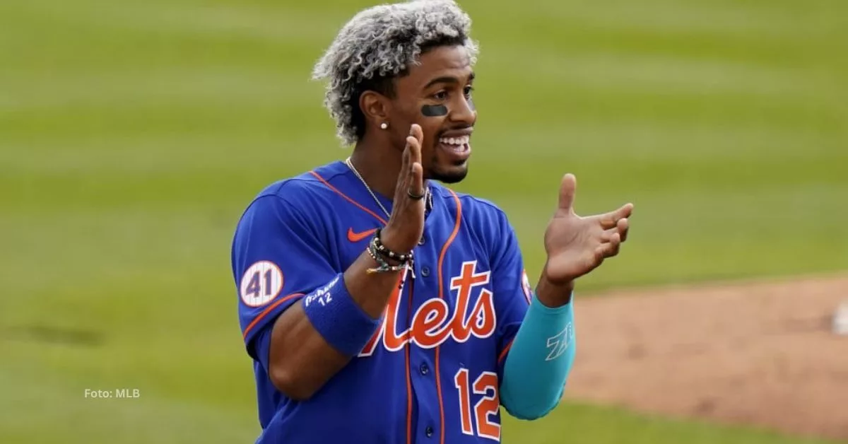 Boricua Francisco Lindor aplaudiendo victoria de New York Mets