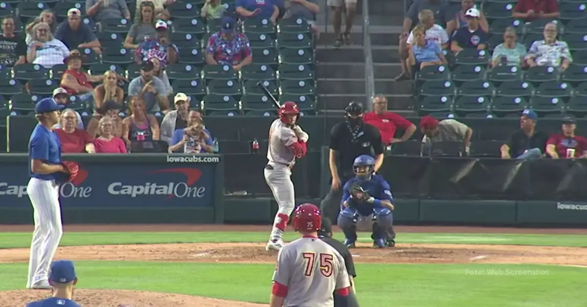 Cubano Cesar Prieto en un juego con la sucursal Triple-A de St. Louis Cardinals