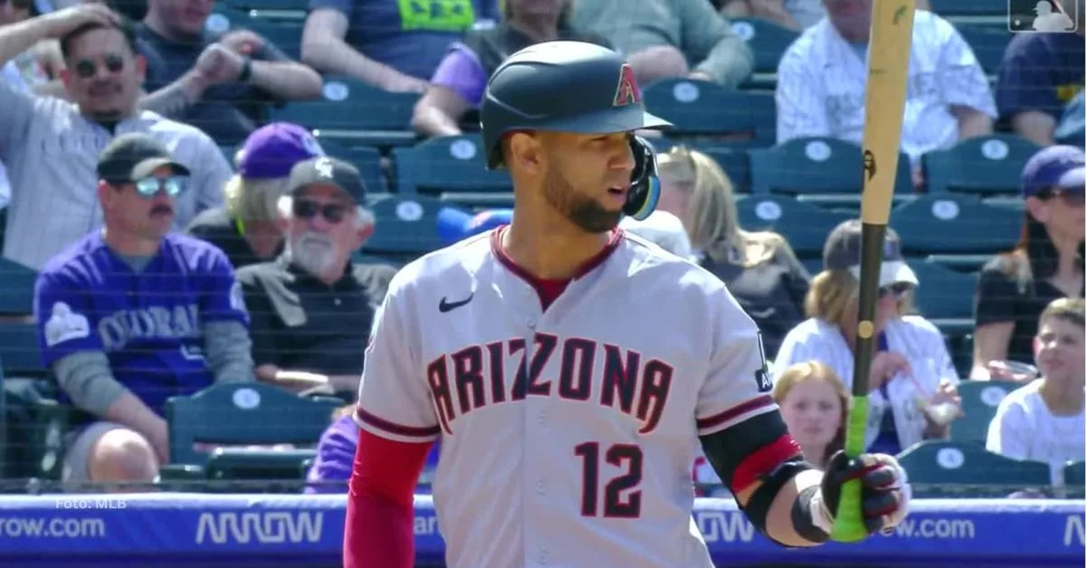 El cubano Lourdes Gurriel Jr. trazó una jornada positiva donde ligó de 3-2, con impulsada y boleto