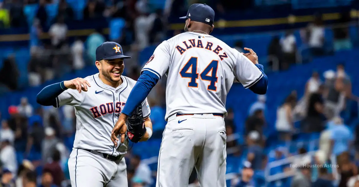 Cubano Yordan Alvarez con el uniforme de Houston Astros