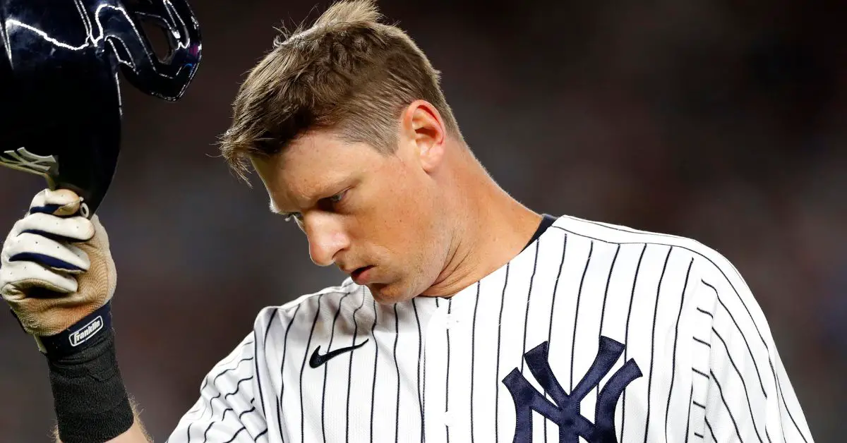 DJ LeMahieu lamentándose con New York Yankees