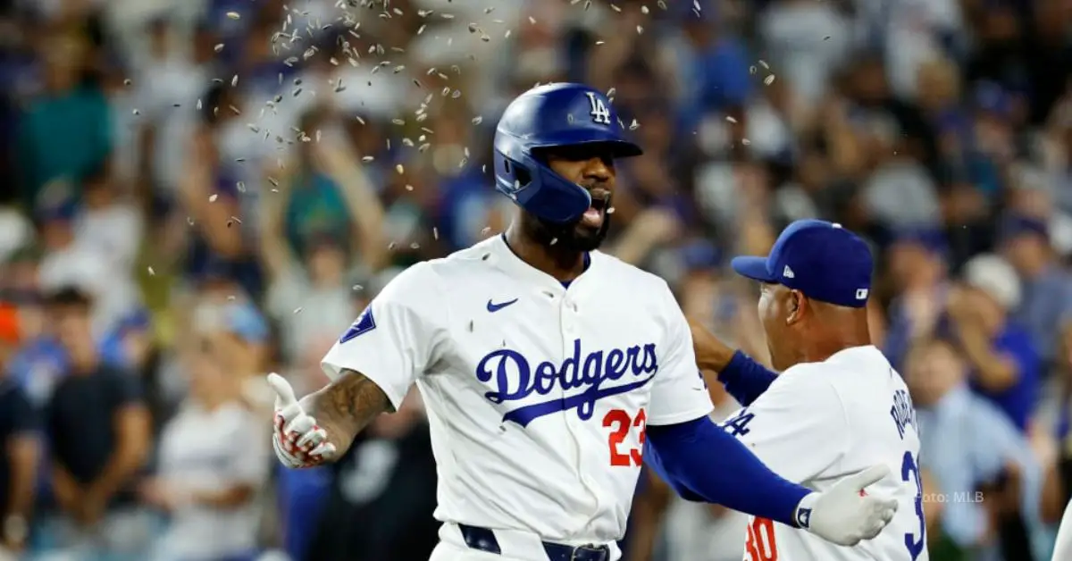 Jason Heyward celebrando jonrón con Los Angeles Dodgers