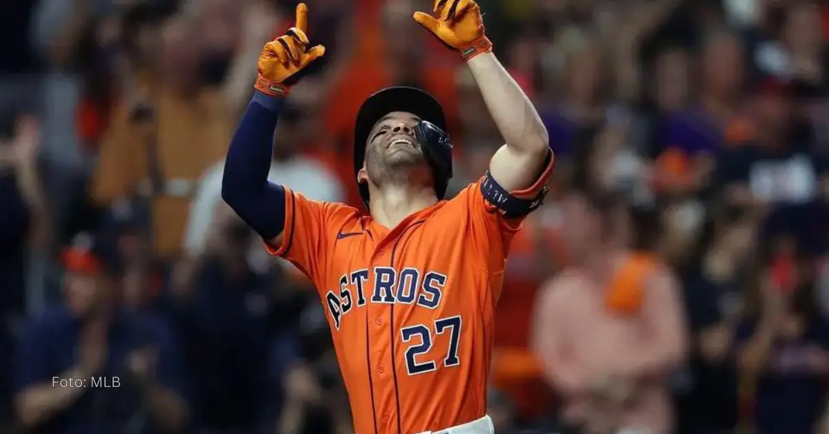 José Altuve celebrando con Houston Astros