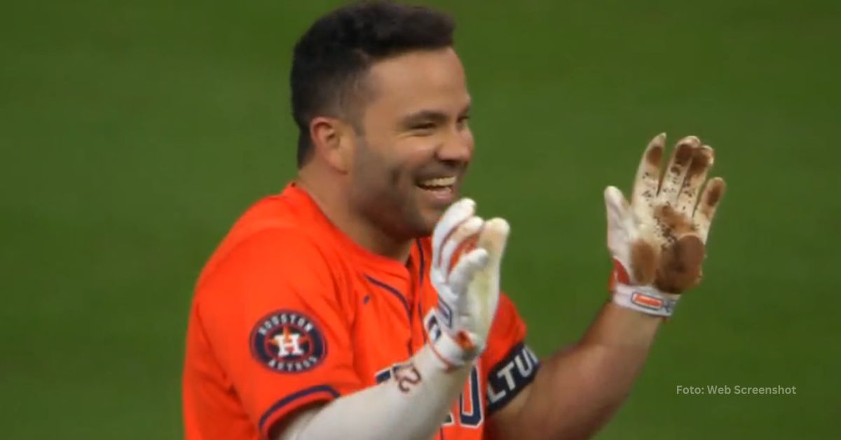 Jose Altuve celebrando victoria de Houston Astros