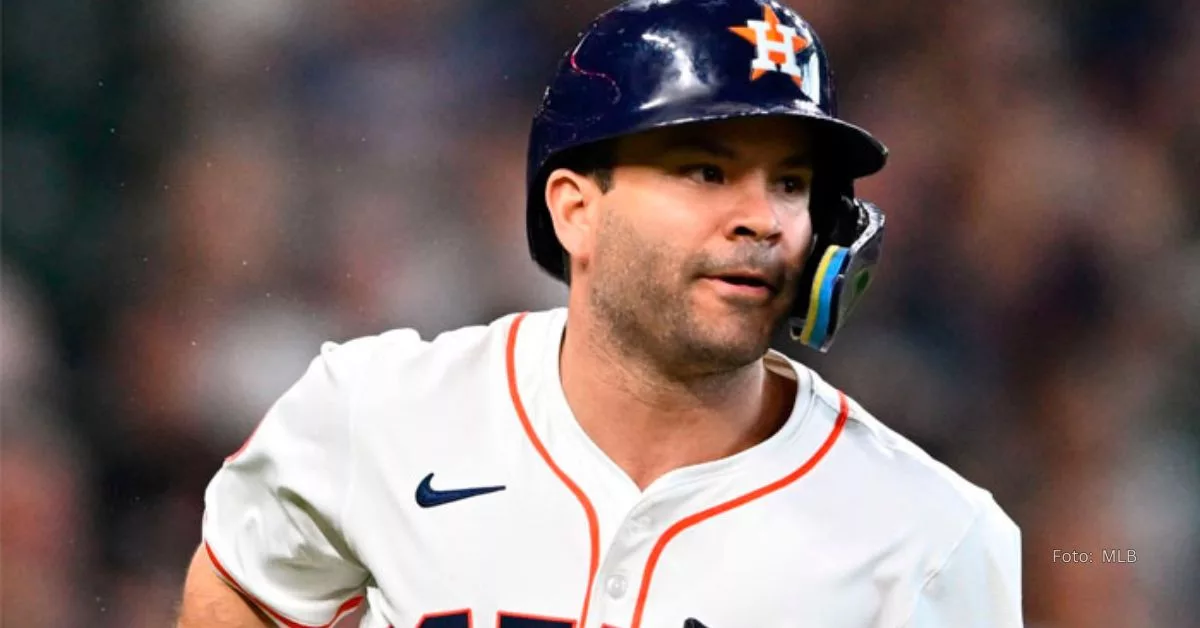 Jose Altuve con el uniforme de Houston Astros en MLB