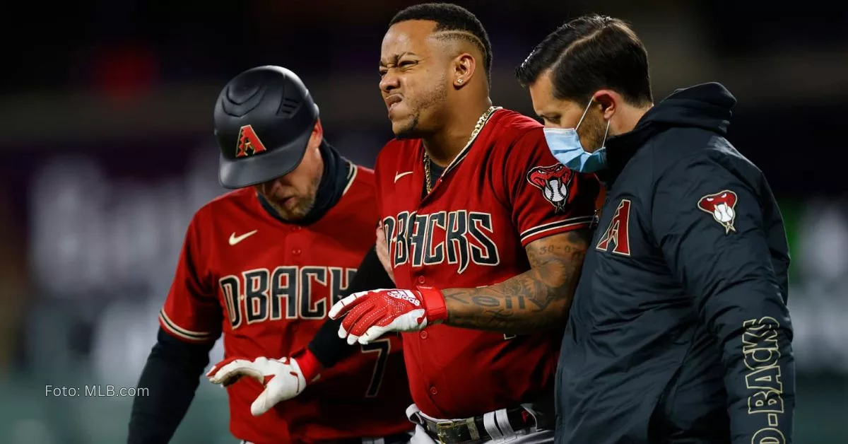 Ketel Marte saliendo del juego con Arizona Diamondbacks con un dolor intenso que se refleja en su roster