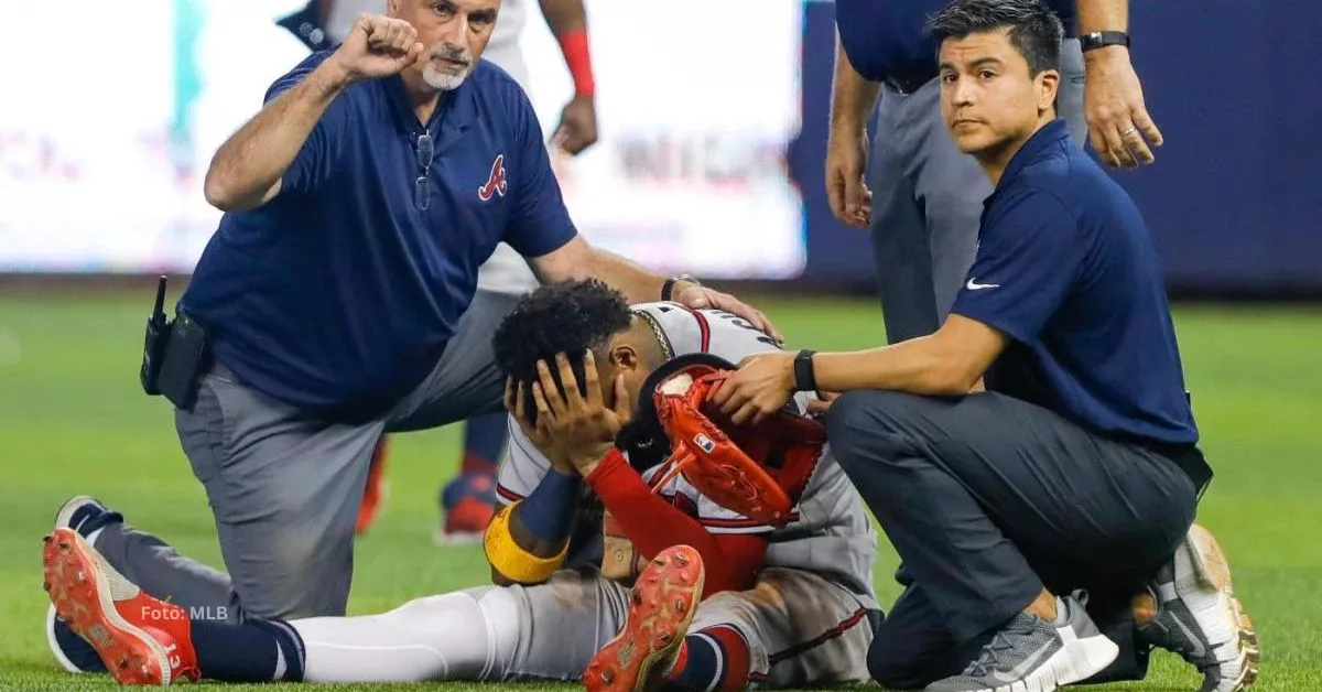 Ronald Acuña Jr. justo después de romperse el LCA en 2021 ante Miami