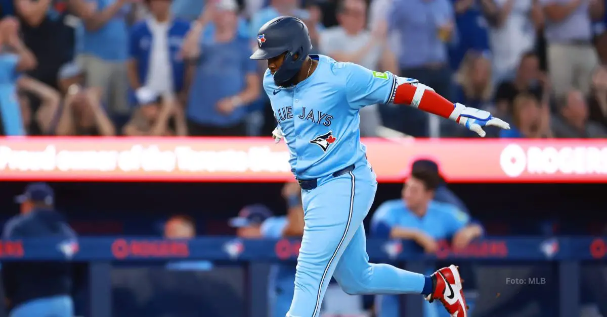 Vladimir Guerrero Jr. llegando al home con Toronto Blue Jays