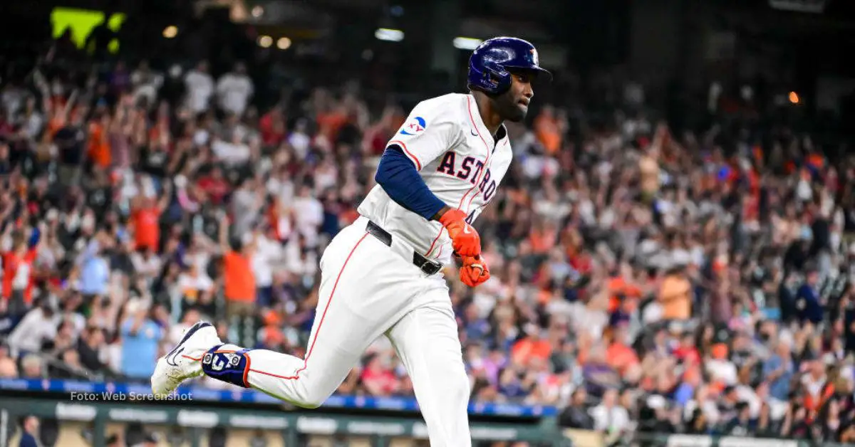 Yordan Alvarez quedó a uno de igualar a Yasiel Puig