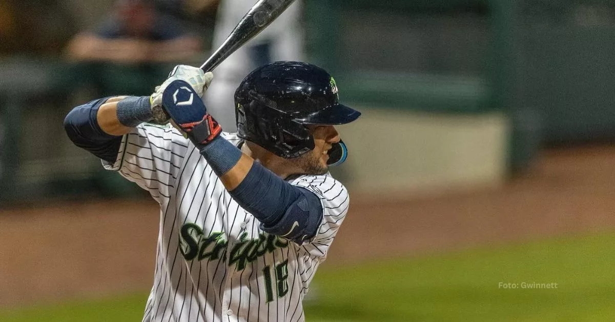 Yuli Gurriel en la caja de bateo en Triple-A de Atlanta Braves en MiLB 2024