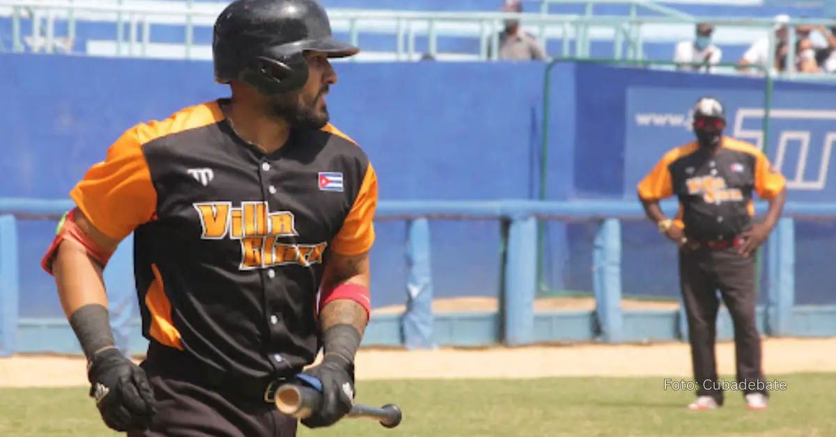 Ariel Pestano Jr con el uniforme de Villa Clara durante su paso por el beisbol cubano