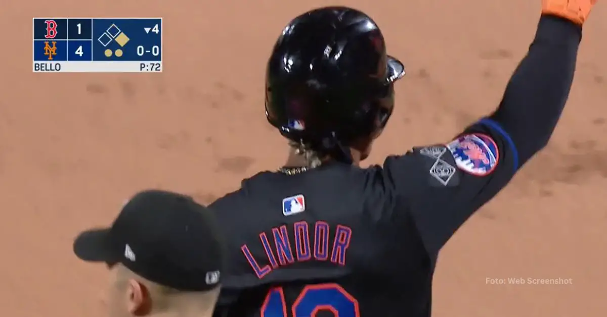 Boricua Francisco Lindor con el uniforme de New York Mets