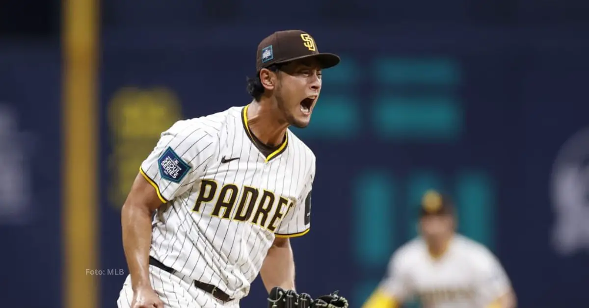 Yu Darvish celebra ante Houston Astros