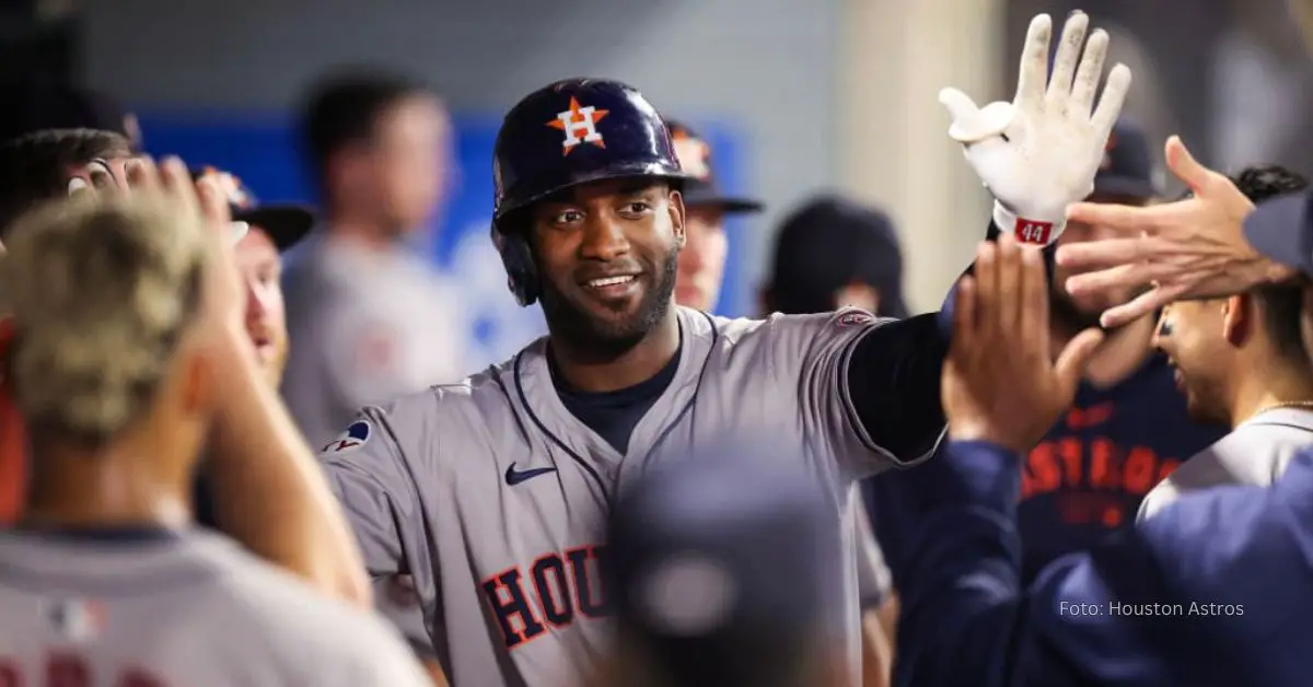 Cubano Yordan Alvarez celebrando con Houston Astros