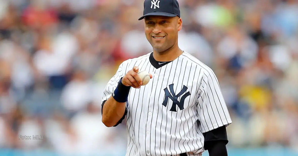 Derek Jeter con el uniforme de Yankees