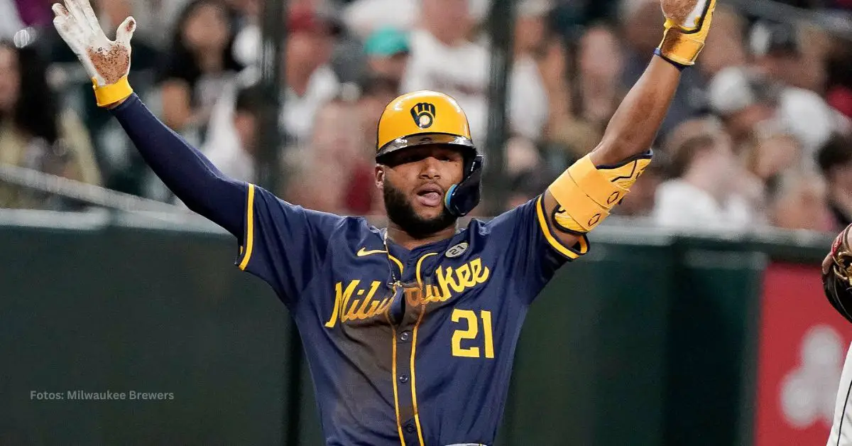 Triple del venezolano Jackson Chourio con Milwaukee Brewers