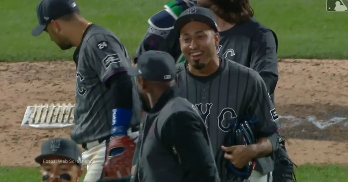 Edwin Díaz celebrando la victoria de Mets