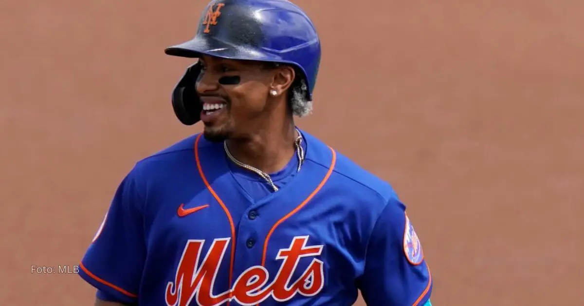 Francisco Lindor con el uniforme de New York Mets