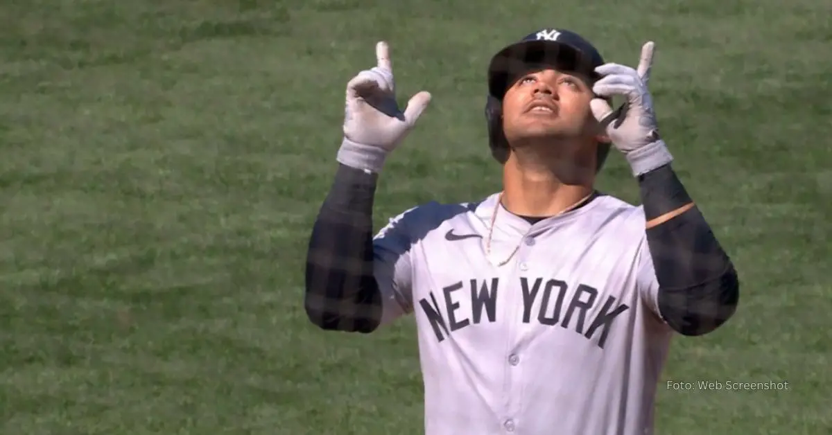 Jasson Domínguez celebrando con Yankees