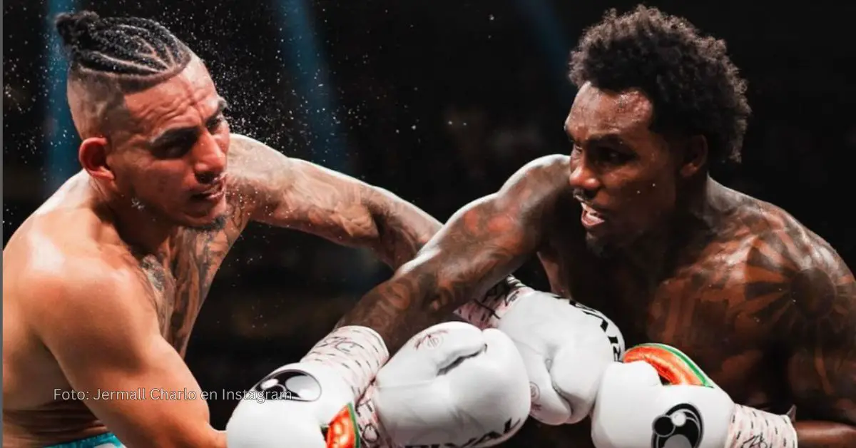 Jermall Charlo conectando puño en Boxeo Profesional