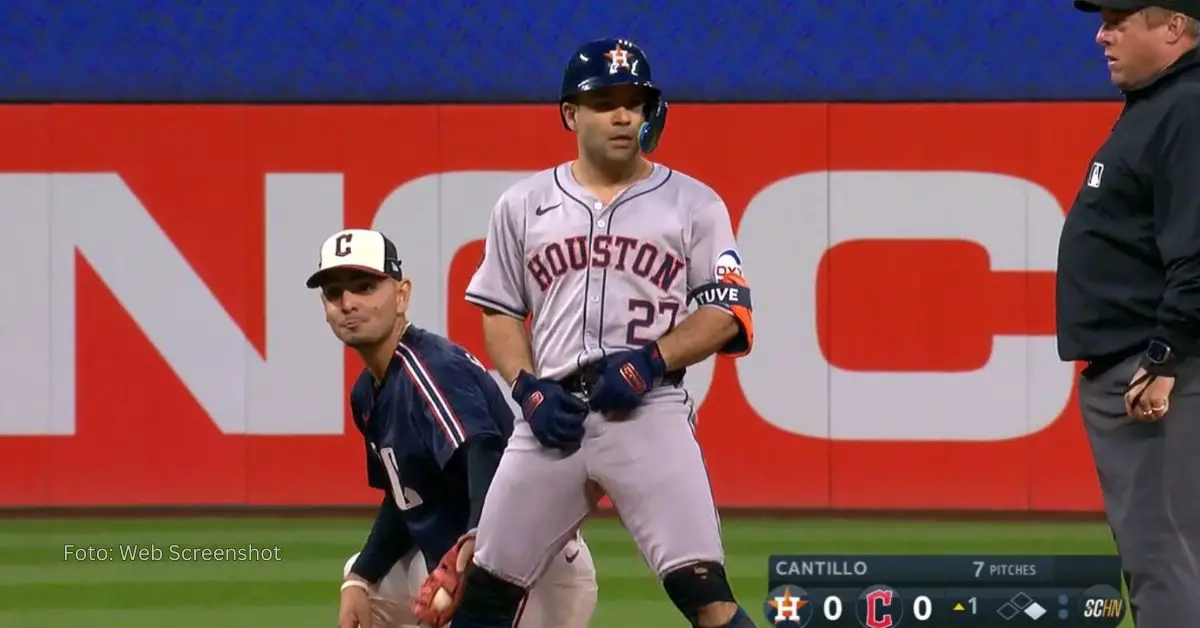 Jose Altuve doble