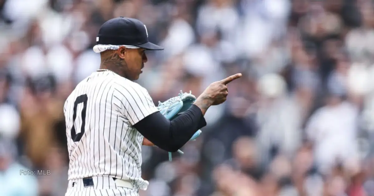 Marcus Stroman con el uniforme de New York Yankees