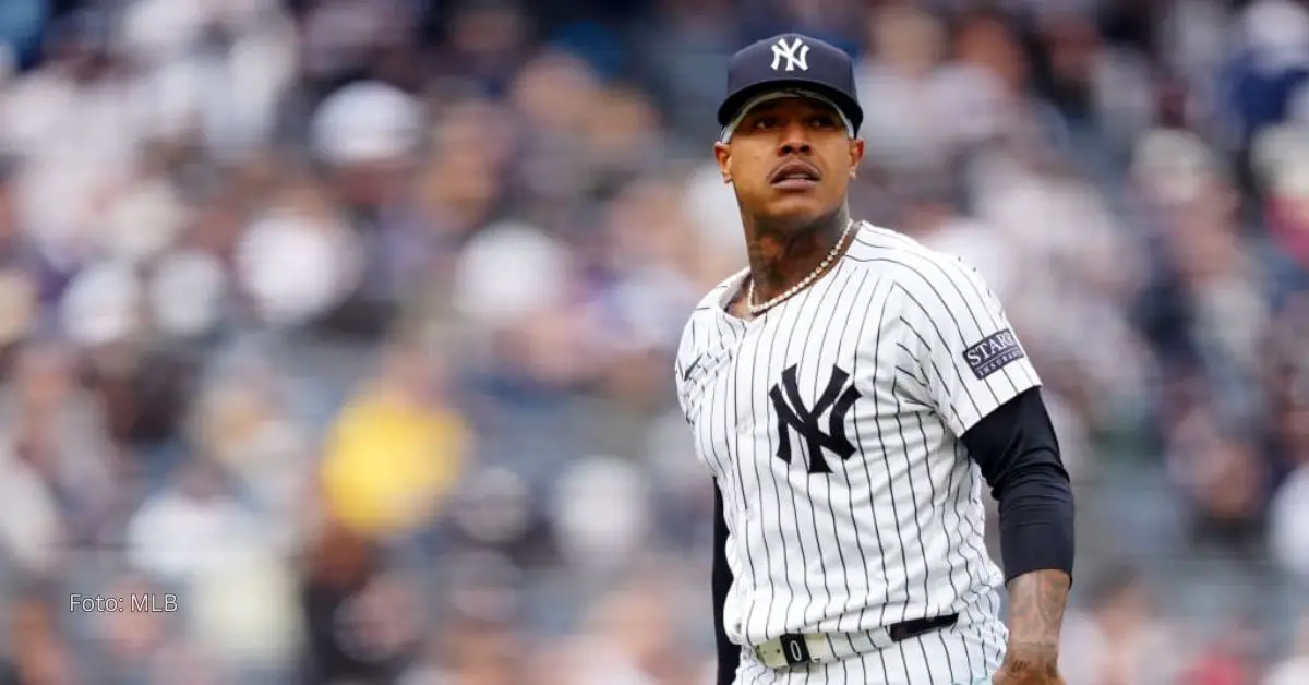 Marcus Stroman con el uniforme de New York Yankees