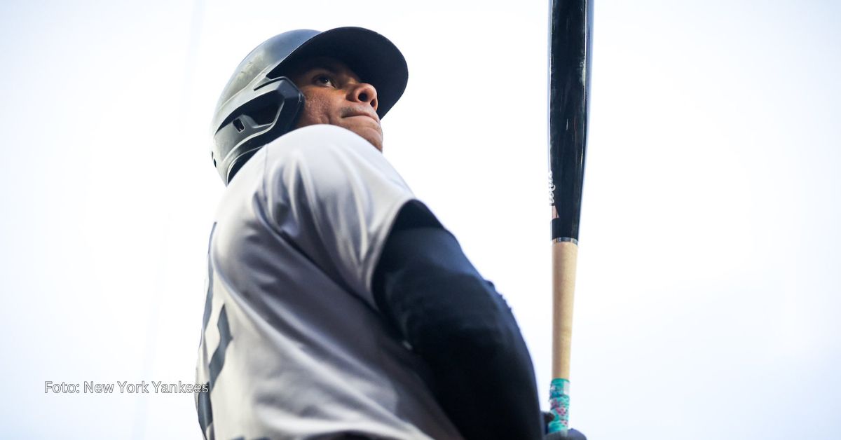 Juan Soto con uniforme de New York Yankees