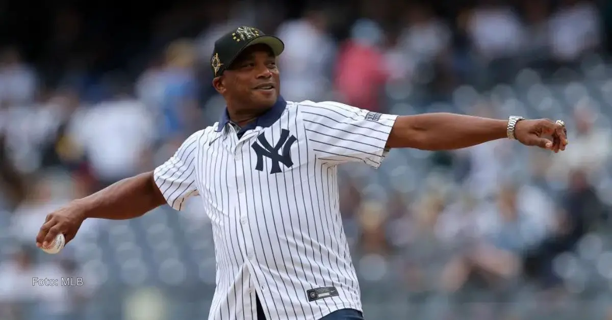 Orlando Hernández con la camisa de New York Yankees