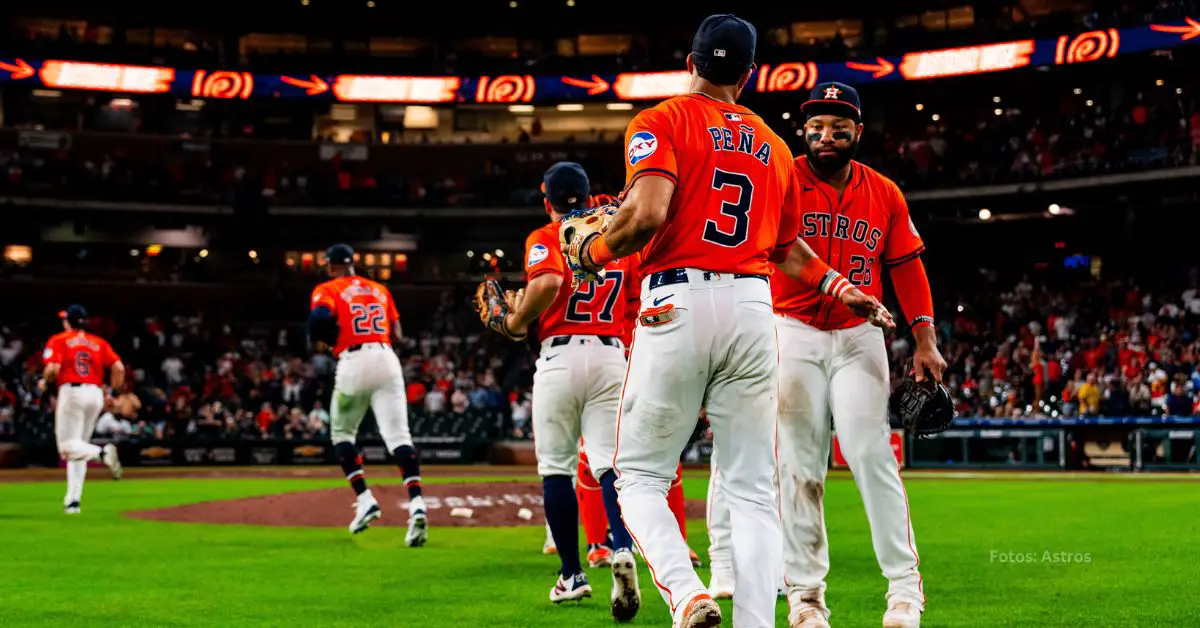 Houston Astros celebran blanqueada a Diamondbacks