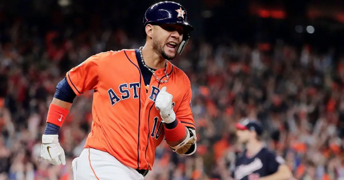 Yuli Gurriel con el uniforme de Houston Astros