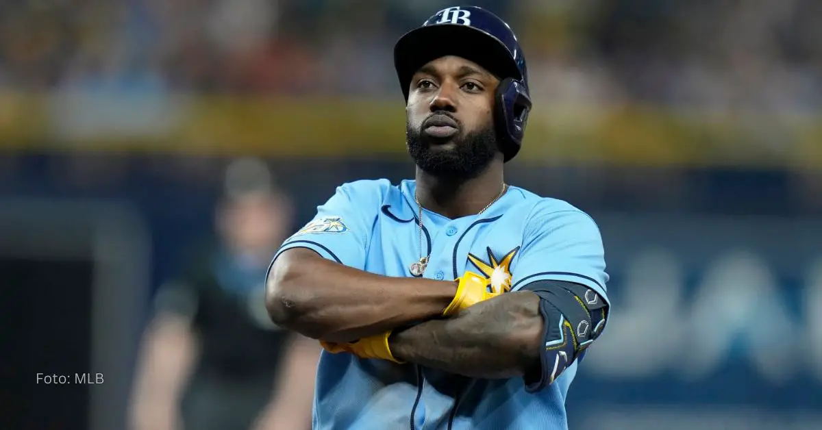 Randy Arozarena con el uniforme de Seattle Mariners