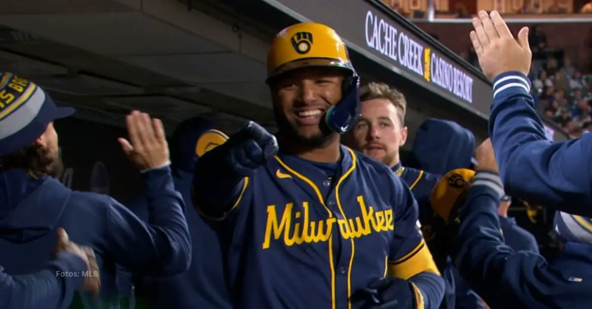 Venezolano Jackson Chourio con Milwaukee Brewers